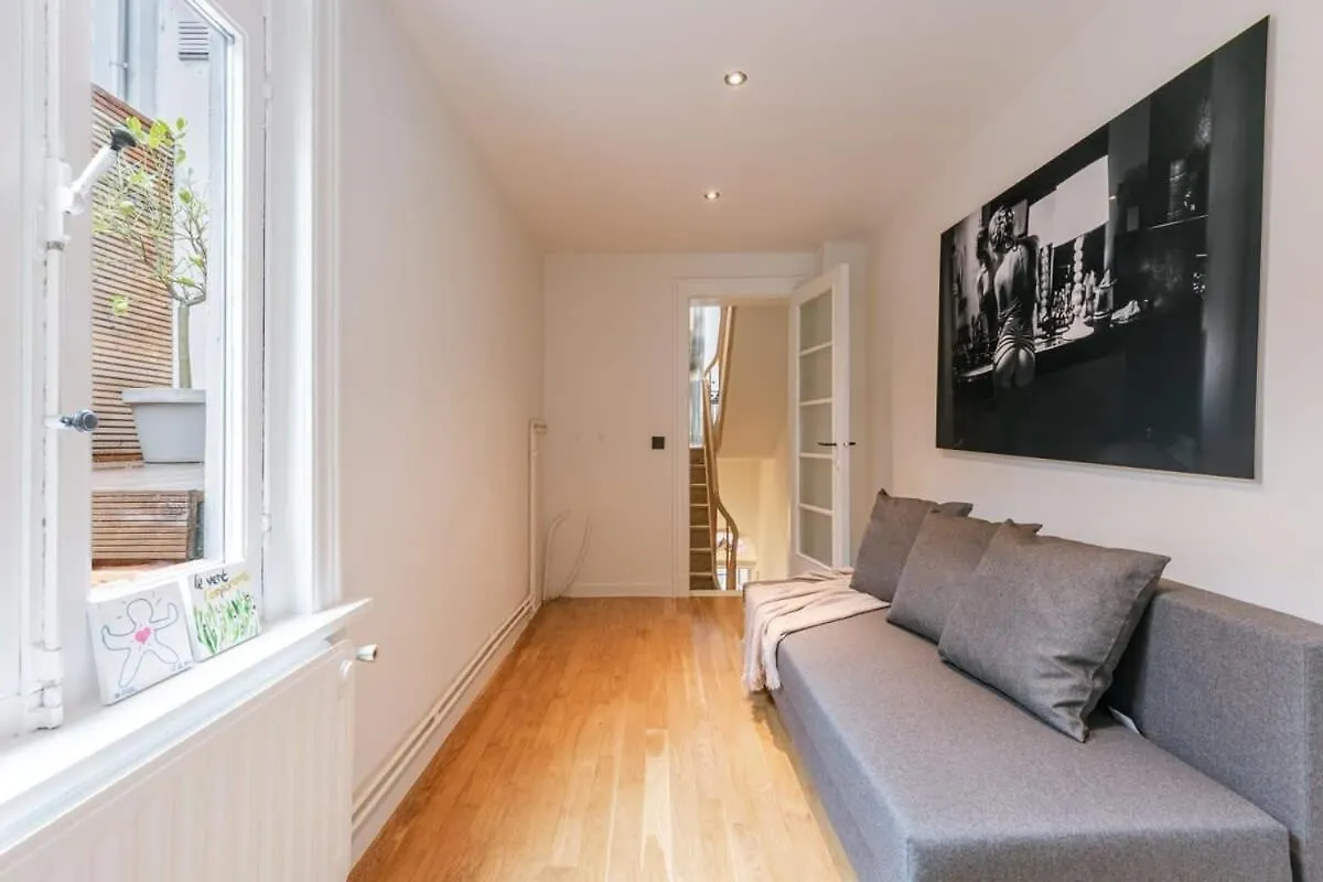 Huswell - Charming House In Antwerp With Free Parking Villa 0*,  Belgien