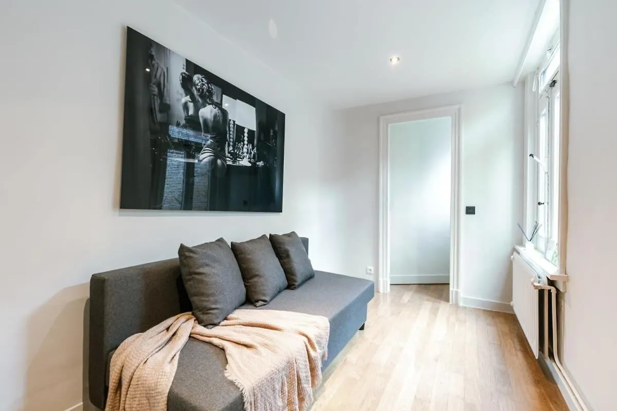 Huswell - Charming House In Antwerp With Free Parking Villa 0*,  Belgien